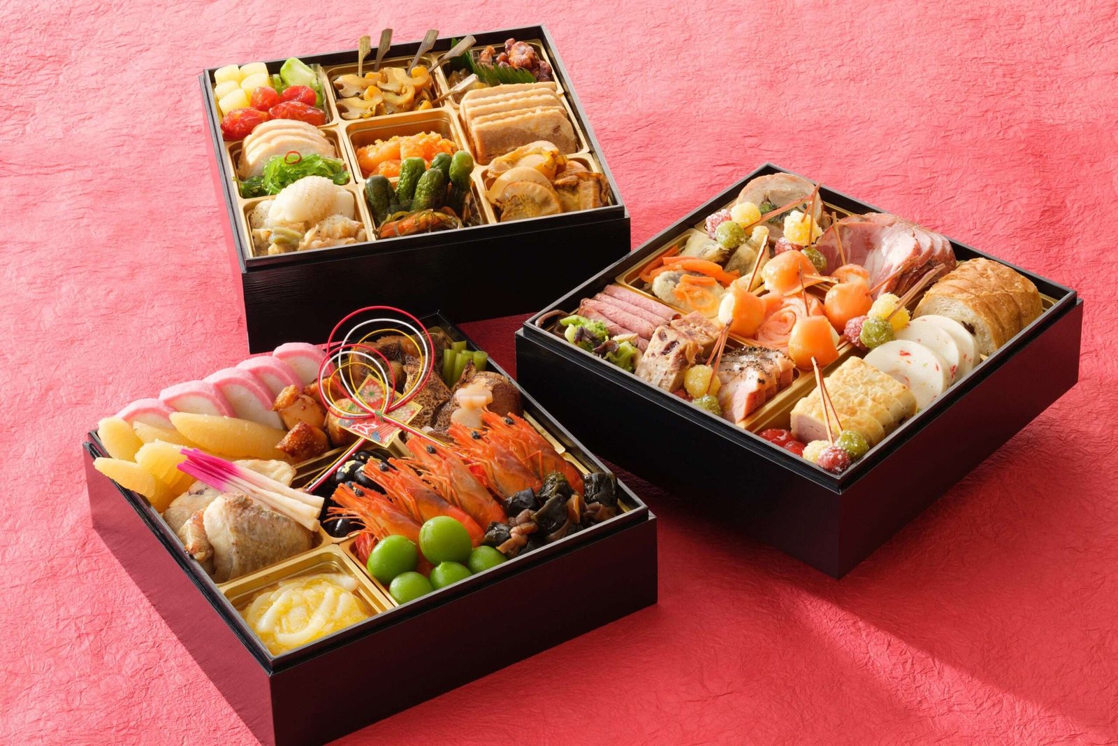 Hotel New Oumi Supervised by the executive chef | Now accepting reservations for 2025 New Year’s “Special Selection Osechi”! Luxury Osechi delivered to your home from Shiga <Free shipping until Friday, December 20>