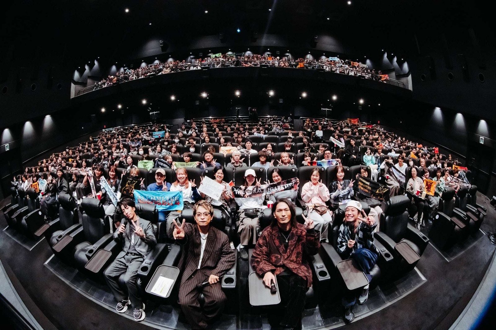 THE ORAL CIGARETTES’ first arena tour in six years to be made into a film: “I’m surprised I’ve grown to love everyone” Stage greeting report